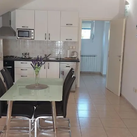 Διαμέρισμα Marina